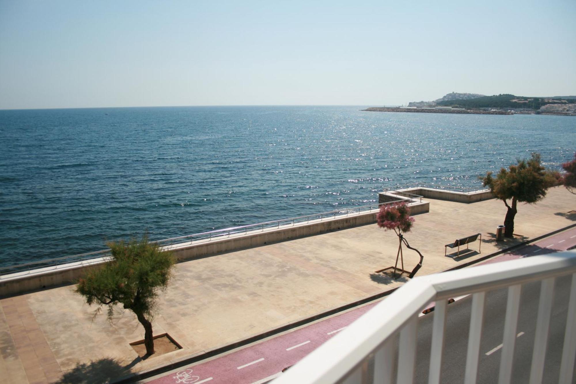 Rallye Hotel L' Escala Εξωτερικό φωτογραφία