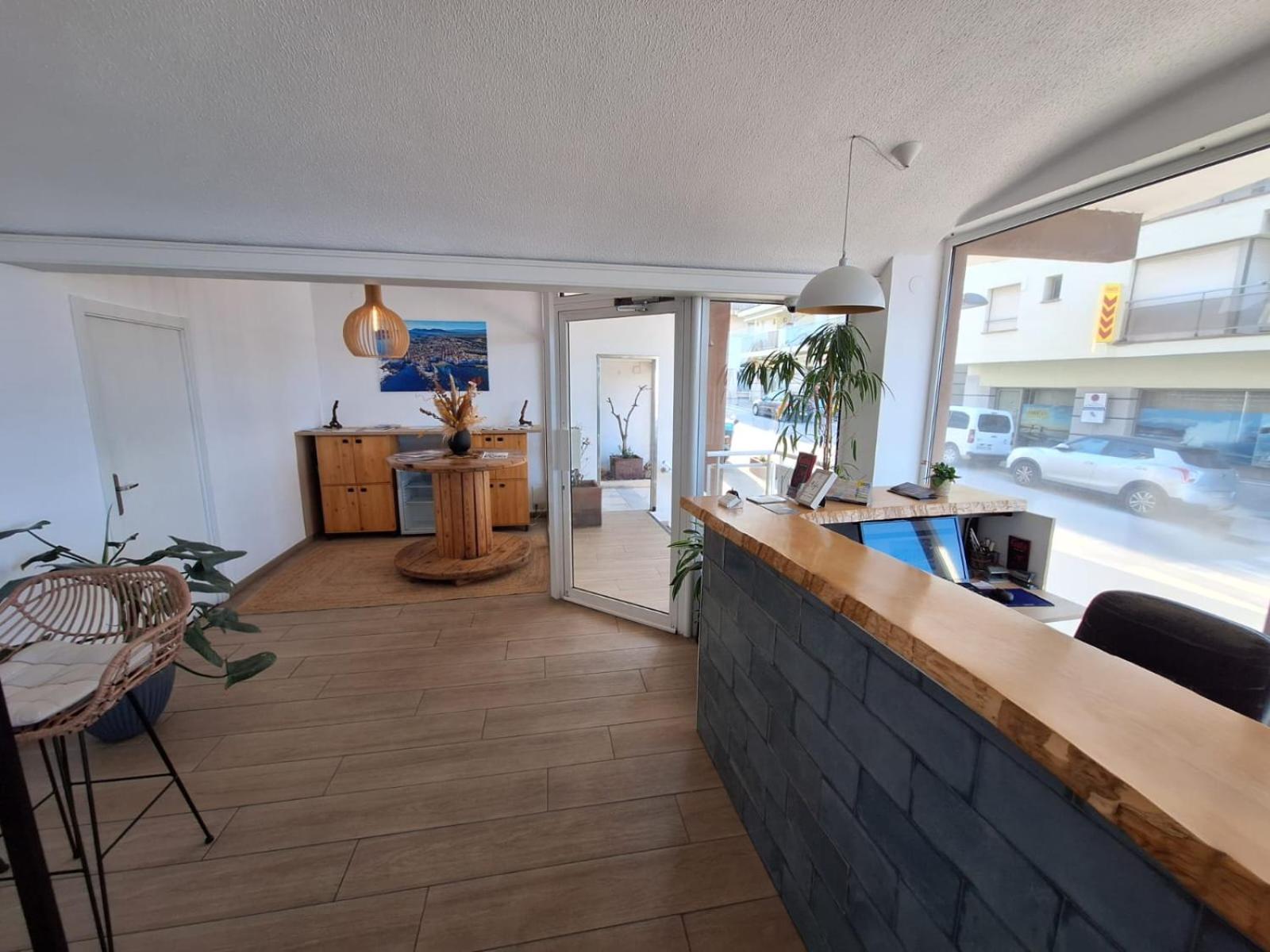 Rallye Hotel L' Escala Εξωτερικό φωτογραφία