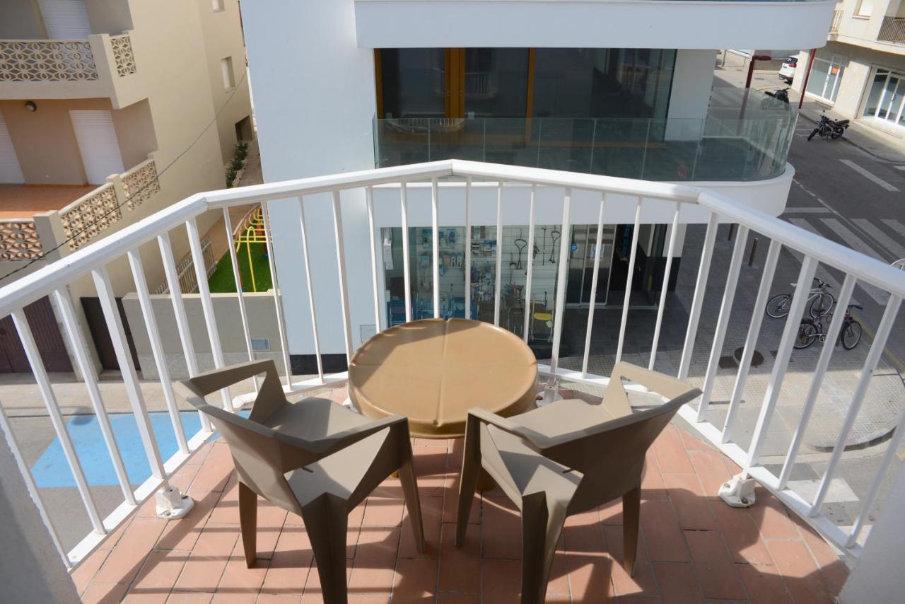 Rallye Hotel L' Escala Εξωτερικό φωτογραφία