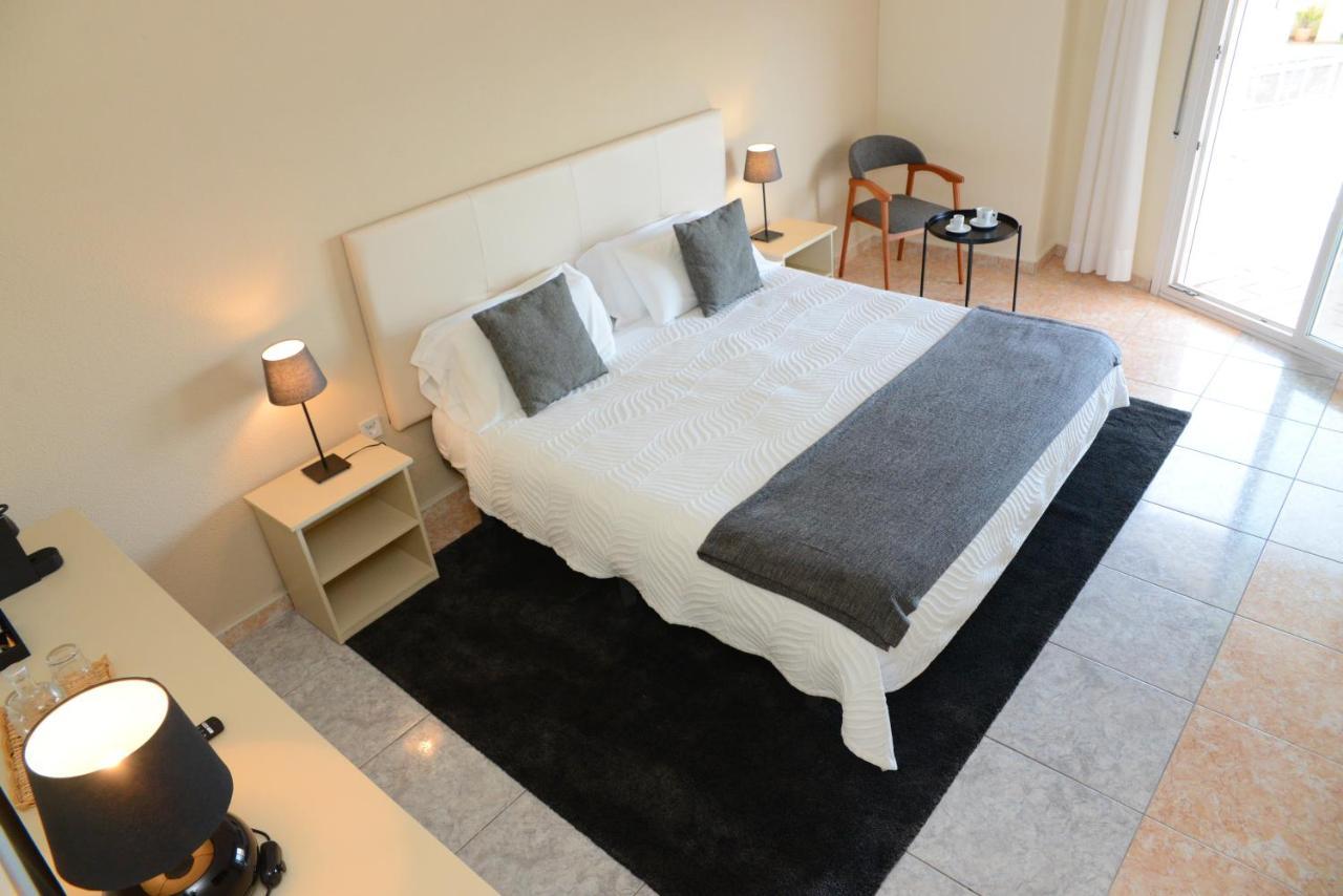 Rallye Hotel L' Escala Εξωτερικό φωτογραφία